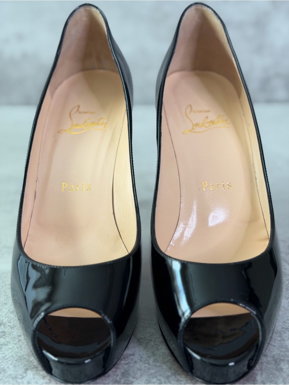 Christian Louboutin Very New Prive Peep-Toe Pumps - Patent Black Leather